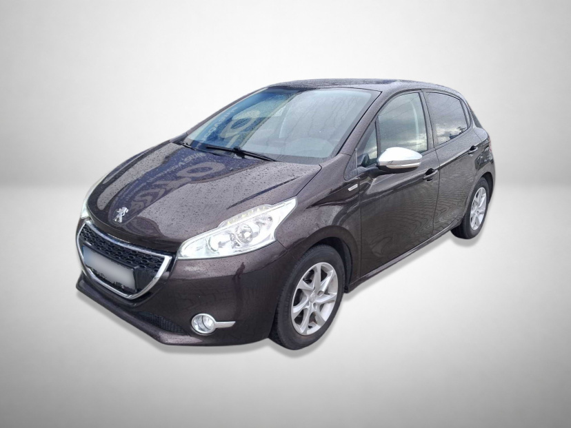Peugeot 208, 2013