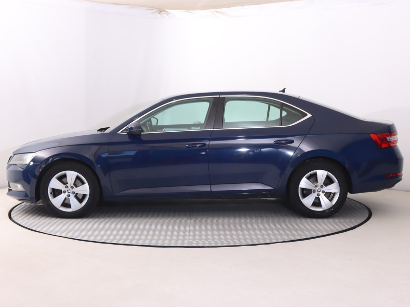 Škoda Superb, 2017