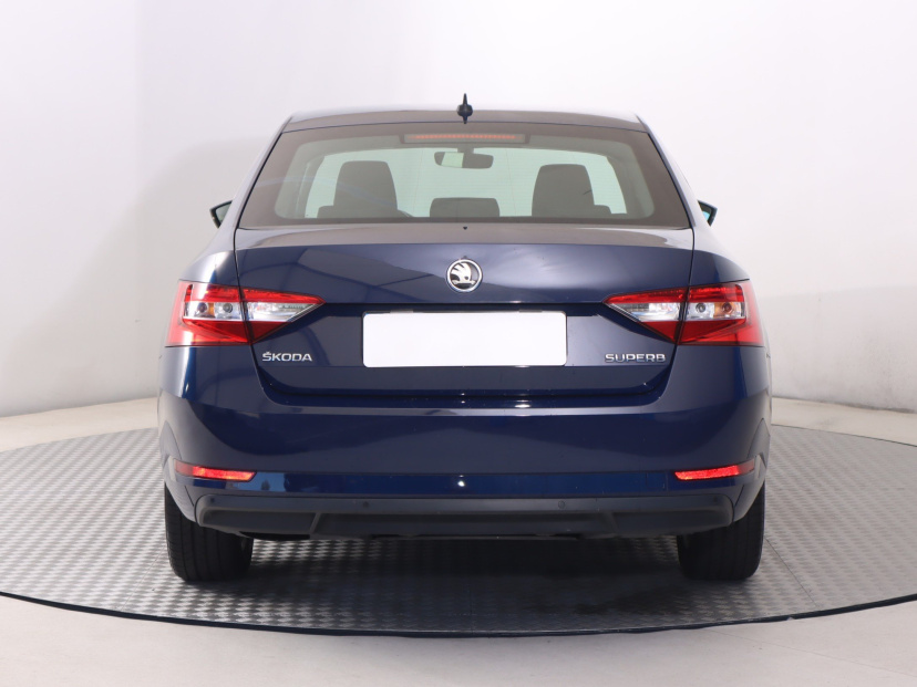 Škoda Superb, 2017