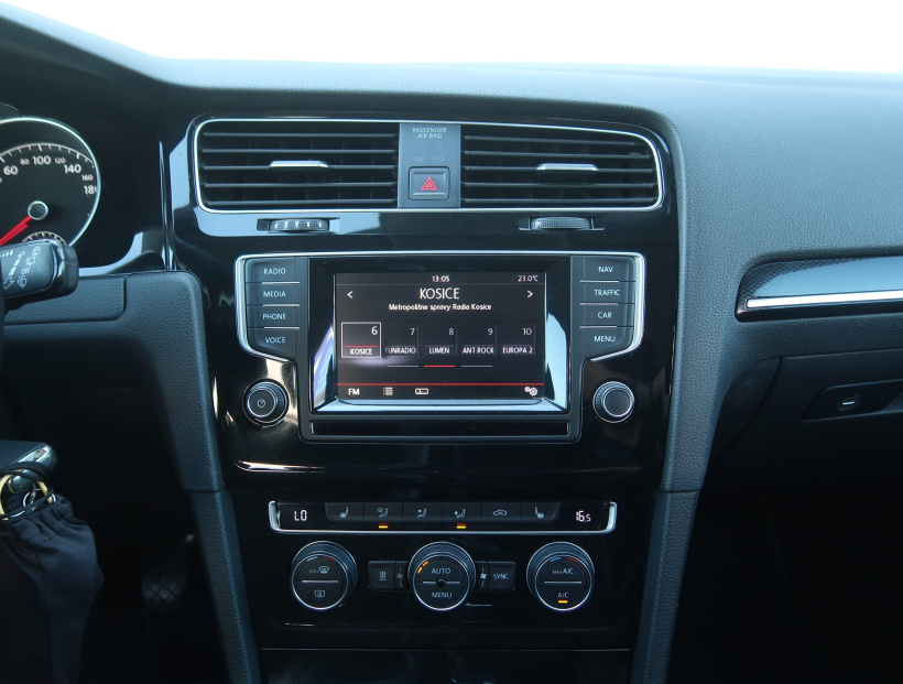Volkswagen Golf, 2014