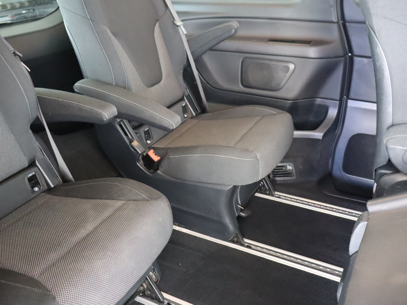 Mercedes-Benz V, 2017