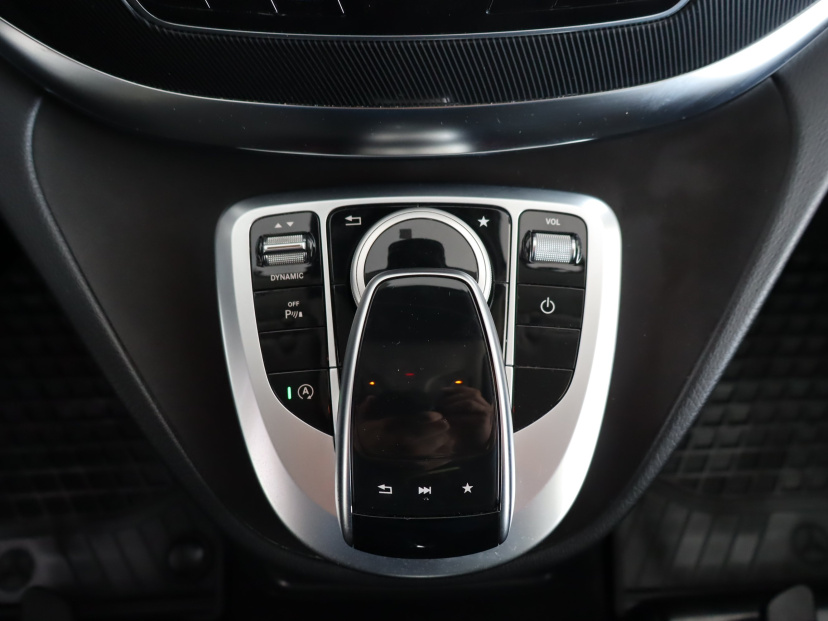 Mercedes-Benz V, 2017