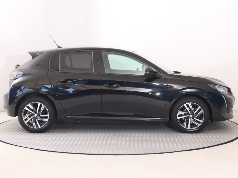 Peugeot 208, 2023