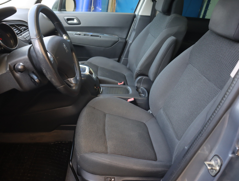 Peugeot 5008, 2014