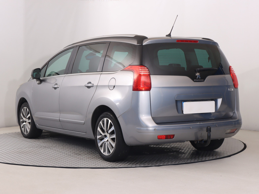 Peugeot 5008, 2014
