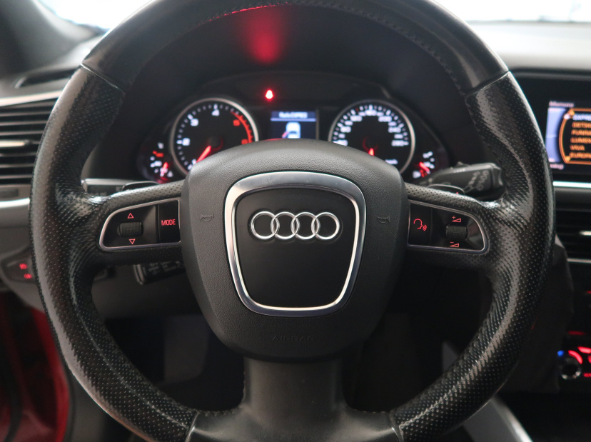 Audi Q5, 2010