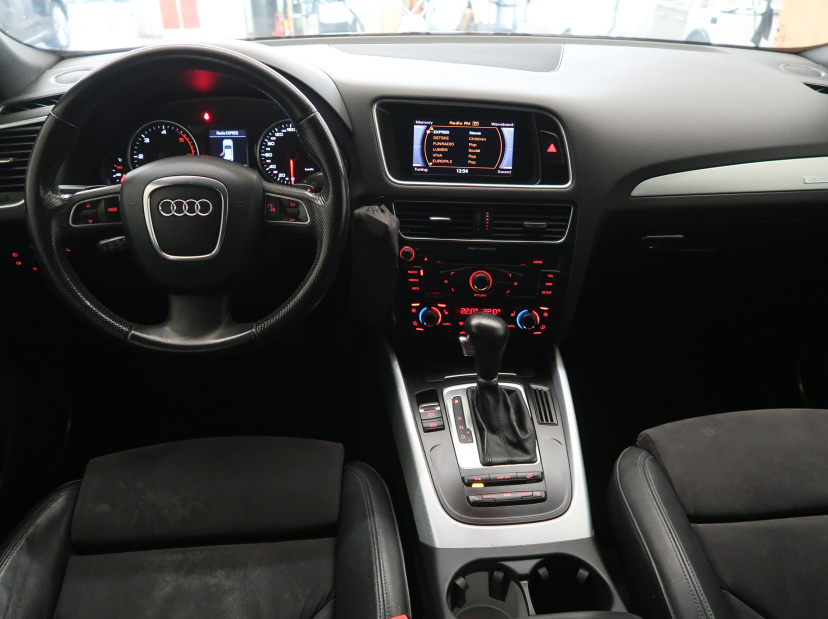 Audi Q5, 2010