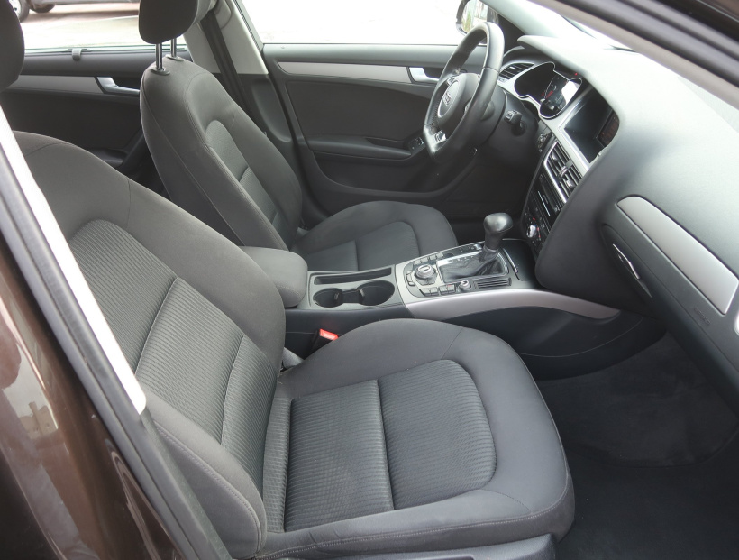 Audi A4, 2014