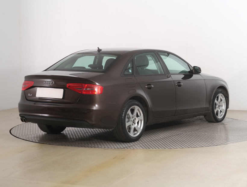 Audi A4, 2014
