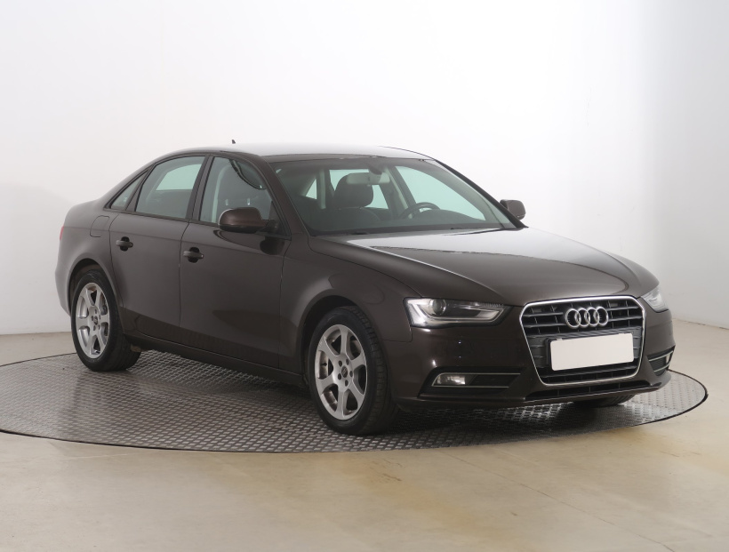 Audi A4, 2014