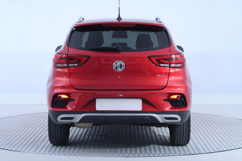MG ZS SUV, 2022
