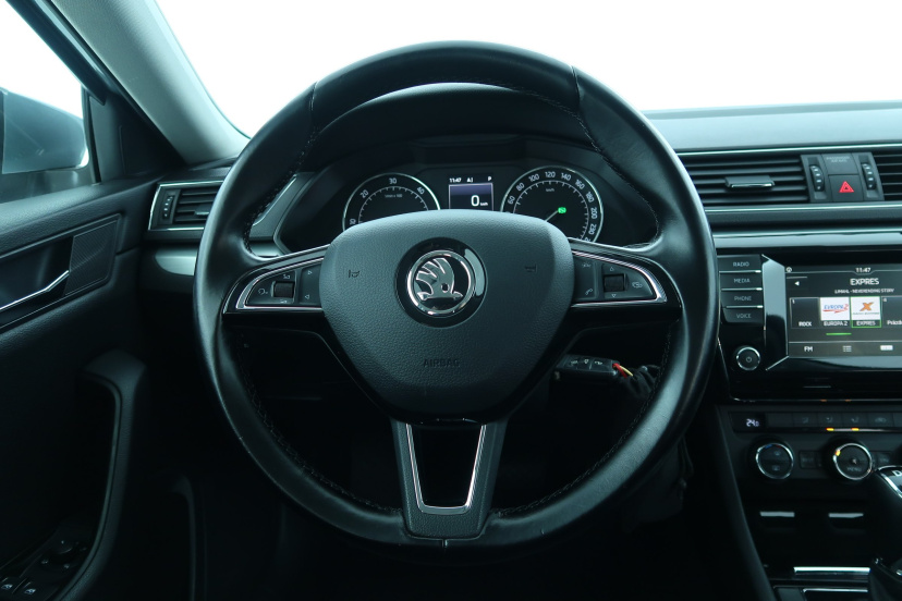 Škoda Superb, 2016