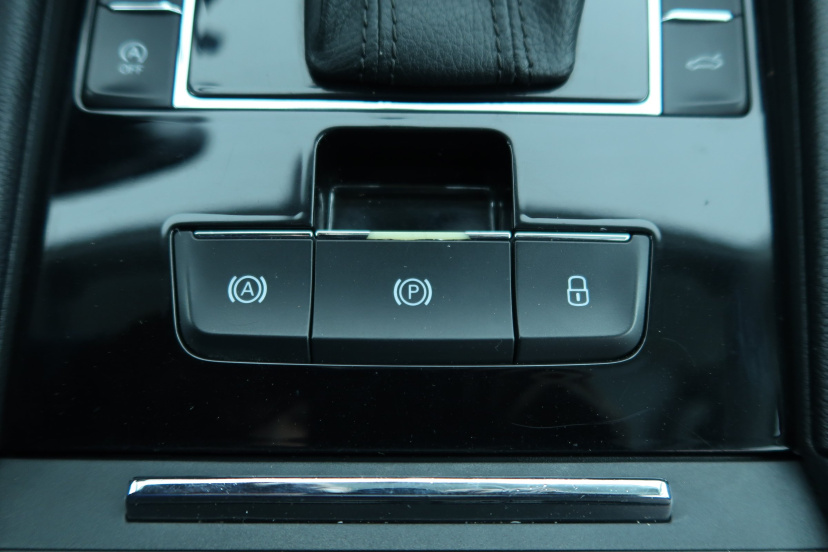Škoda Superb, 2016