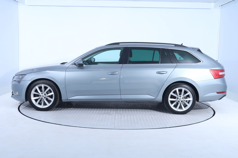 Škoda Superb, 2016