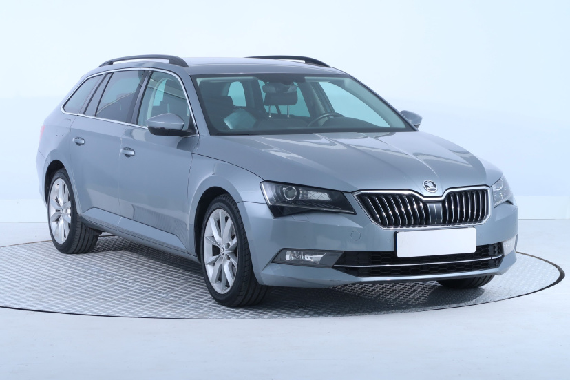 Škoda Superb, 2016