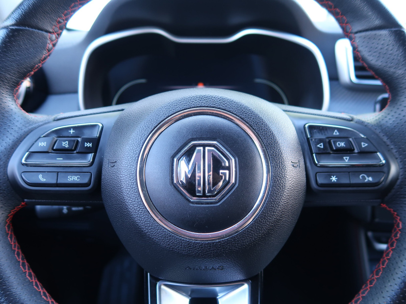 MG ZS SUV, 2024