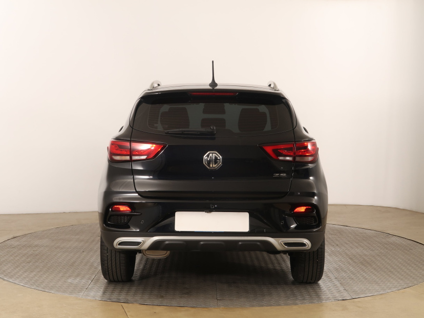 MG ZS SUV, 2024