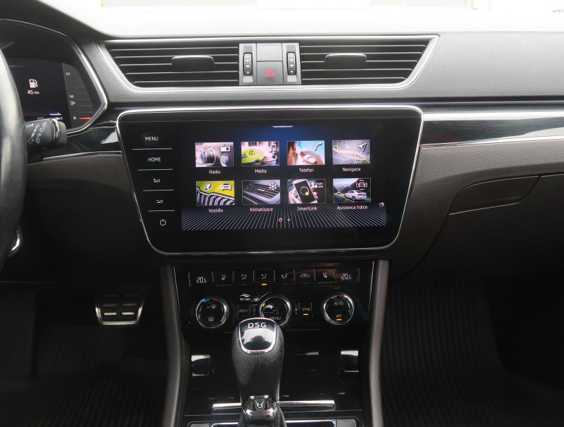 Škoda Superb, 2021