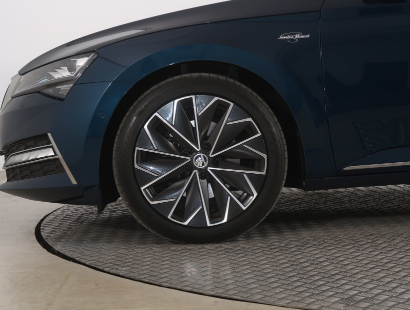 Škoda Superb, 2021