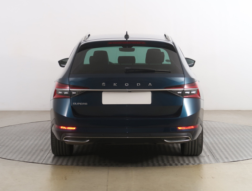 Škoda Superb, 2021
