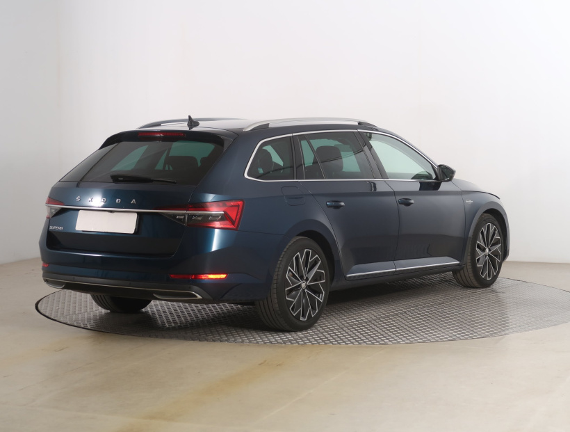 Škoda Superb, 2021