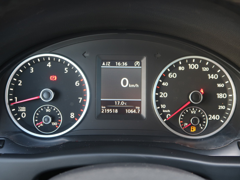 Volkswagen Tiguan, 2011