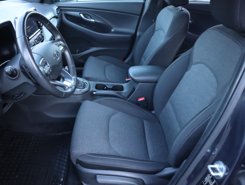 Hyundai i30, 2024
