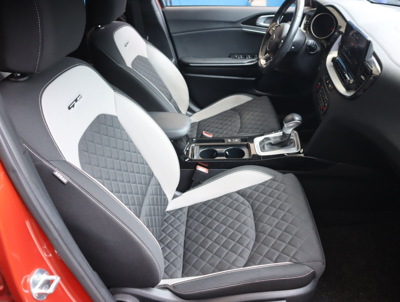 Kia ProCeed, 2021