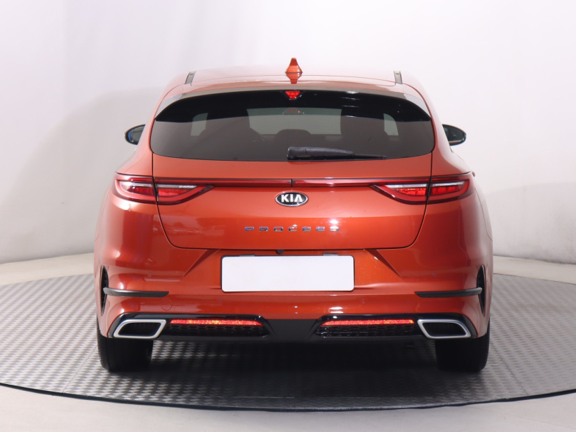 Kia ProCeed, 2021
