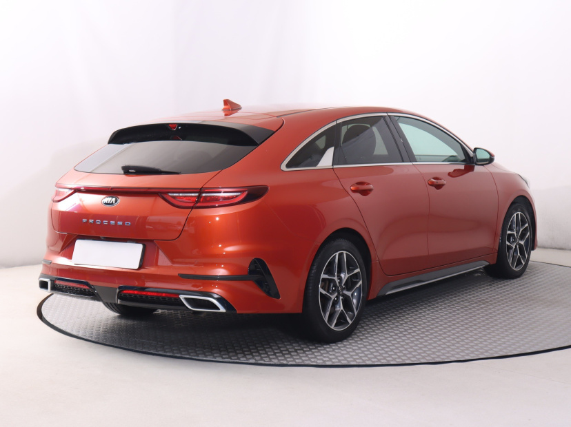 Kia ProCeed, 2021