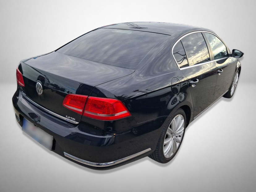 Volkswagen Passat, 2011