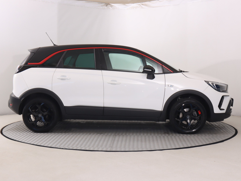 Opel Crossland, 2024