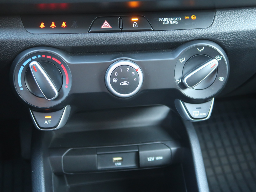 Kia Rio, 2021