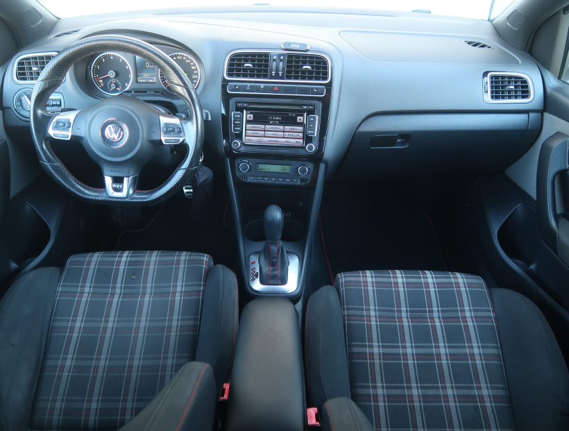 Volkswagen Polo, 2011