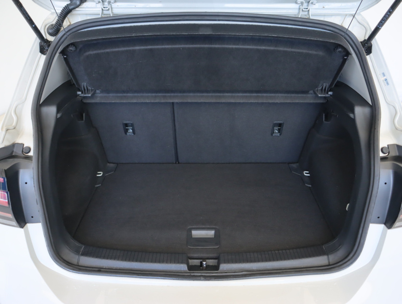 Volkswagen T-Cross, 2023
