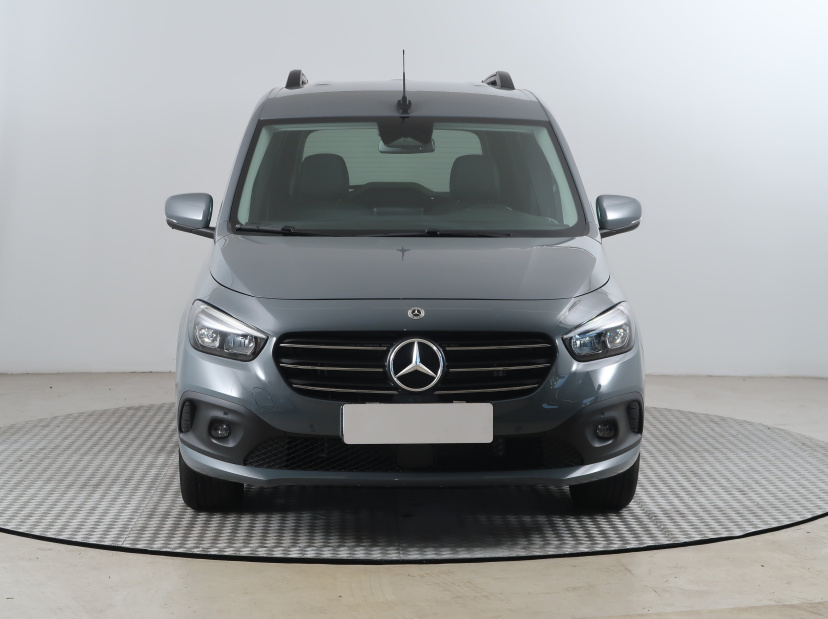 Mercedes-Benz T, 2025