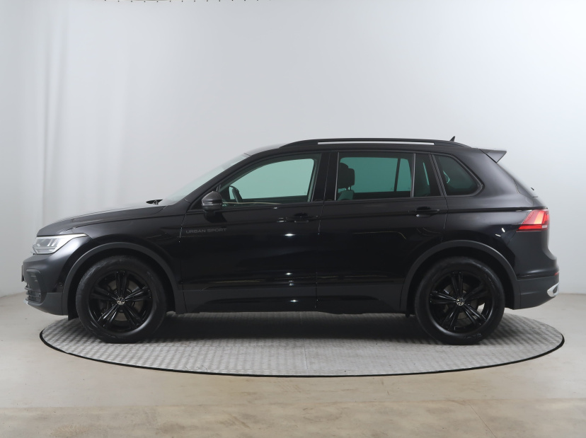 Volkswagen Tiguan, 2022