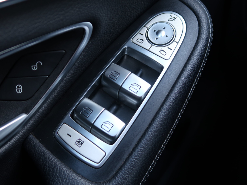 Mercedes-Benz C, 2018
