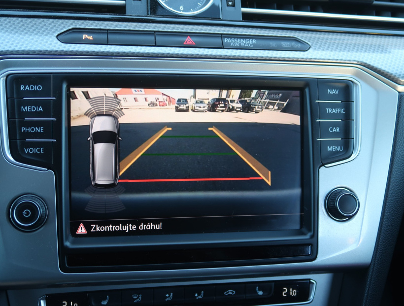 Volkswagen Passat, 2016