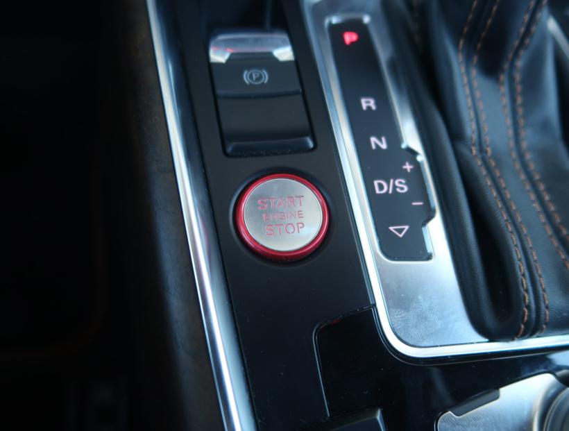 Audi SQ5, 2014