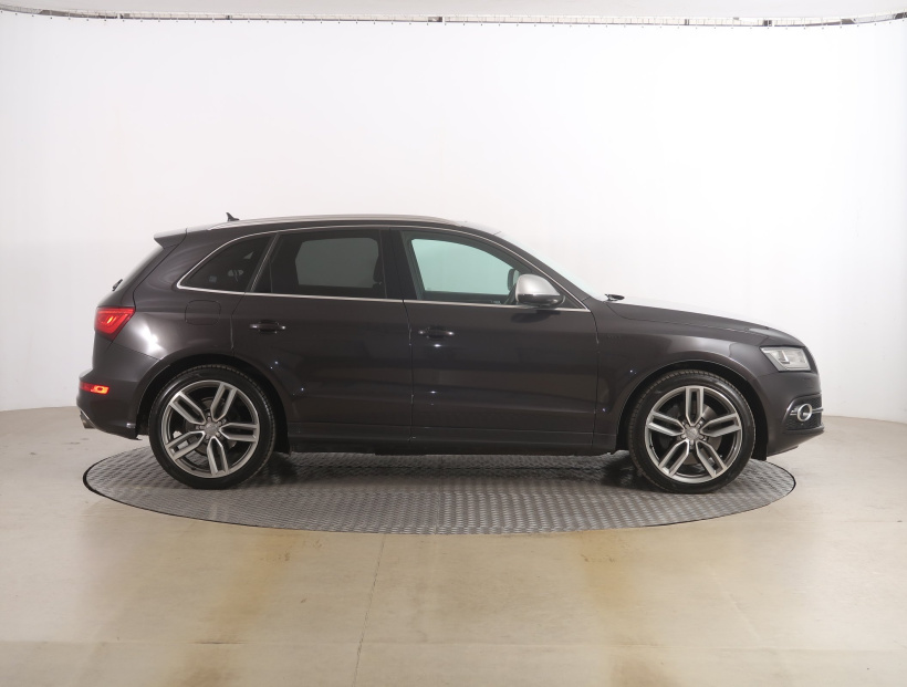 Audi SQ5, 2014