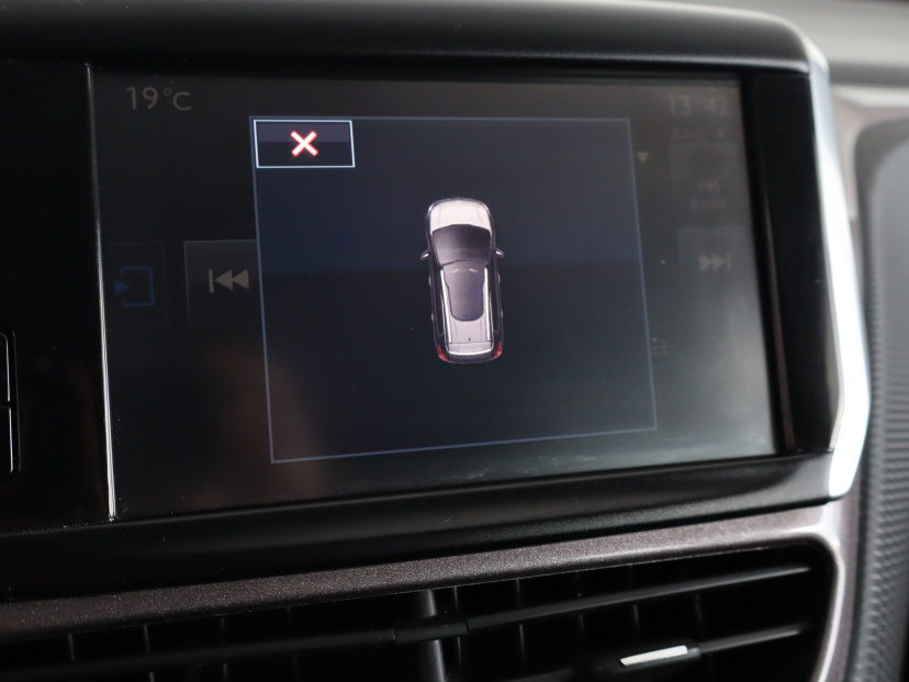 Peugeot 2008, 2015