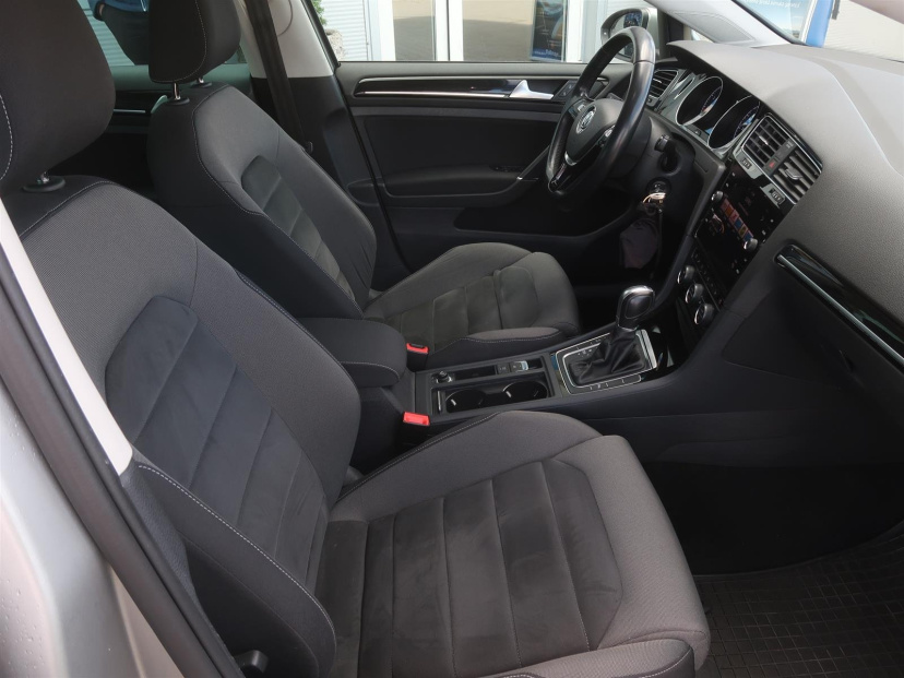 Volkswagen Golf, 2019