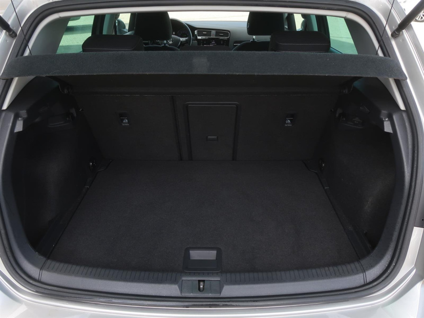 Volkswagen Golf, 2019