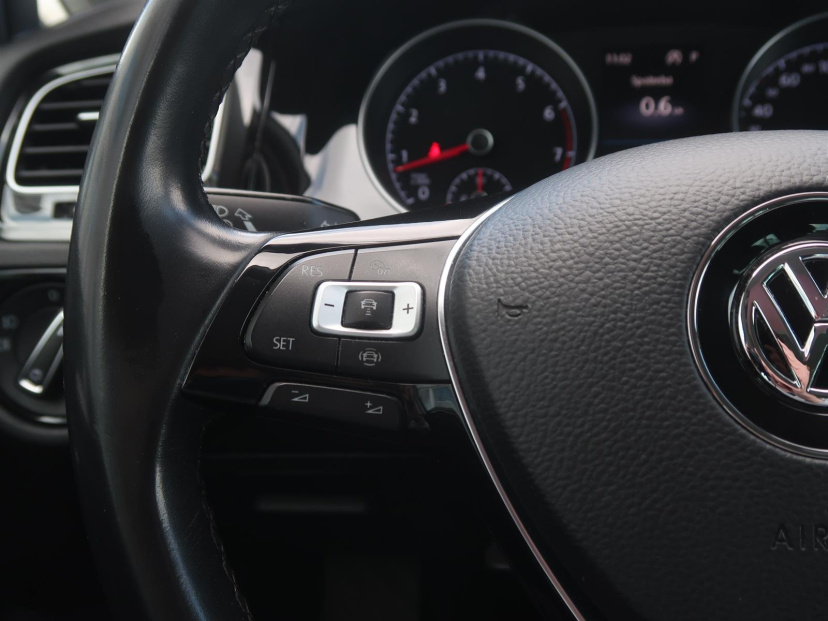 Volkswagen Golf, 2019
