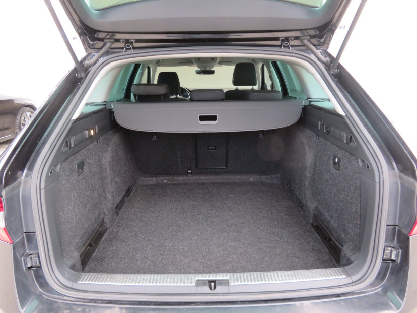 Škoda Superb, 2016
