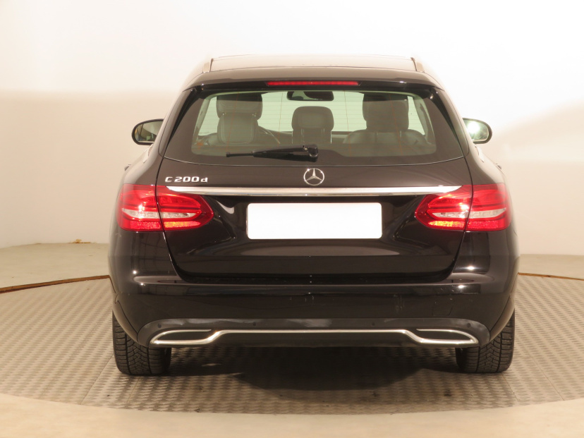 Mercedes-Benz C, 2016