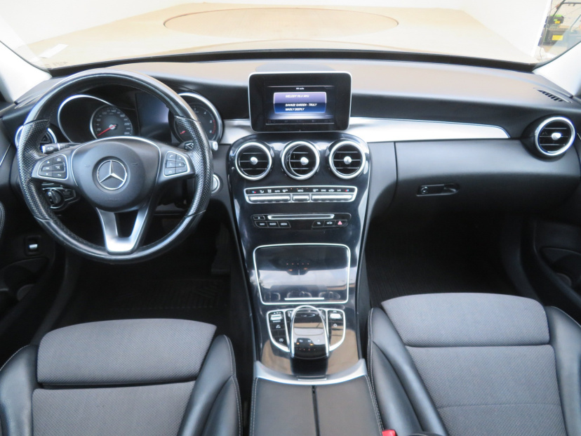 Mercedes-Benz C, 2016