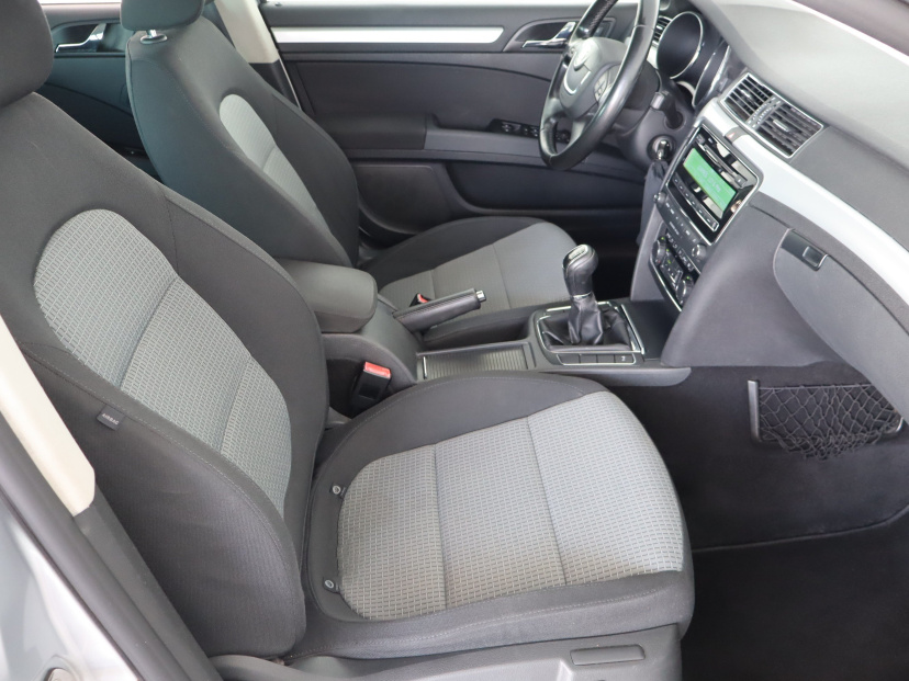 Škoda Superb, 2012