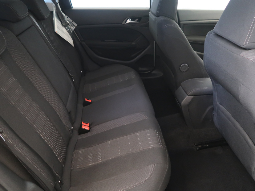 Peugeot 308, 2016